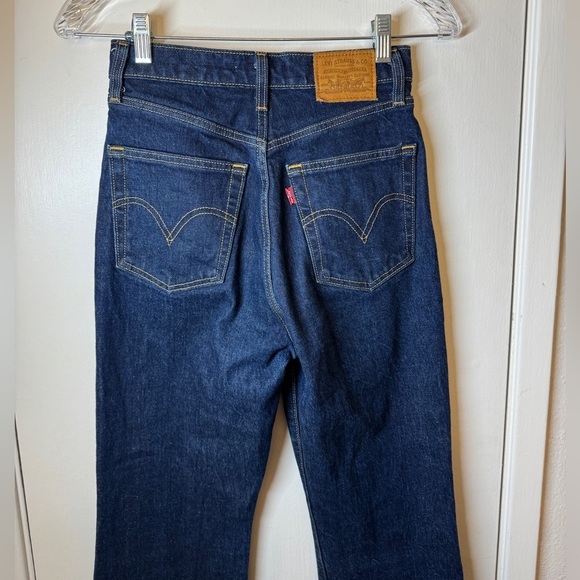 Levi’s Premium Women’s Ribcage Boot Dark Blue Wash Button Fly Blue Jeans Size 25 - Picture 2 of 14